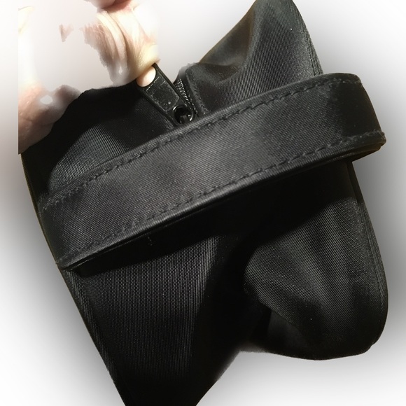 C🌹HANEL🌹Toiletry Cosmetic Bag Pouch or Travel Dopp Shaving Kit - Picture 5 of 10